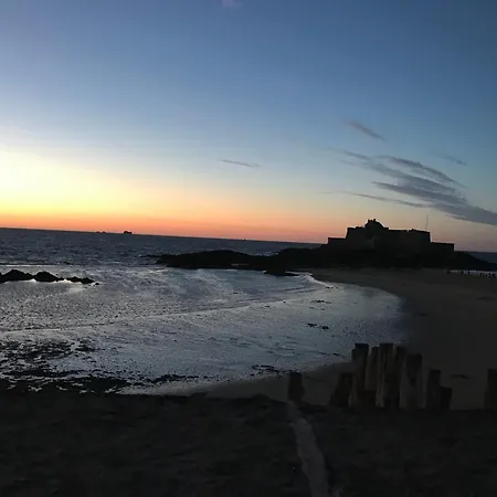 Apartmán Grand Bretagne Malo Intra Muros *